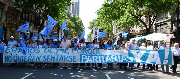 En este momento estás viendo Sadop se moviliza a Santa Fe por paritarias